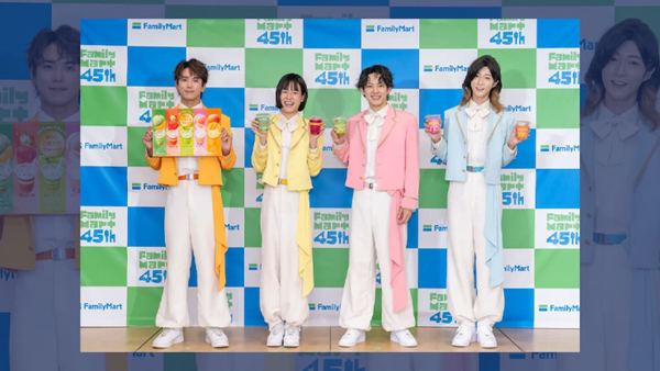 ファミマ、累計3.3億杯のフラッペを“ごほうび仕様”に刷新 話題のモナキ起用で間口拡大へ